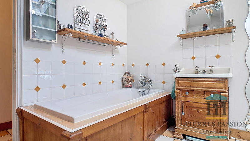 Maison ancienne - 120 m² - 5 pièces