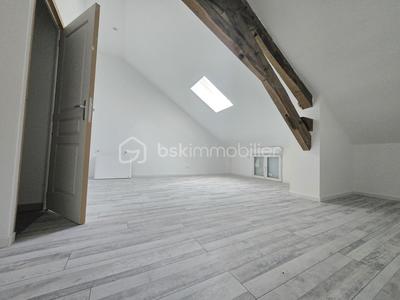 Immeuble - 74 m² - 4 pièces