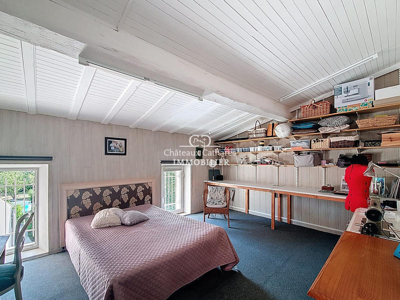 Maison ancienne - 250 m² - 9 pièces