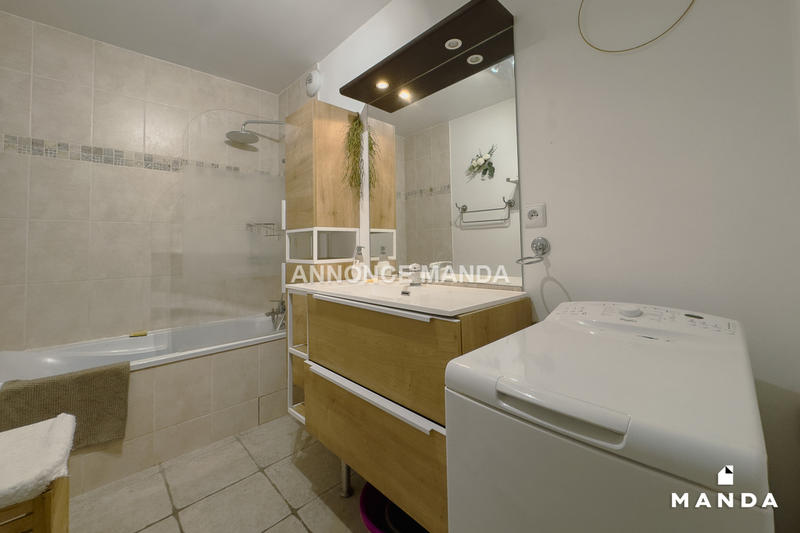 Appartement - 75 m² - 4 pièces