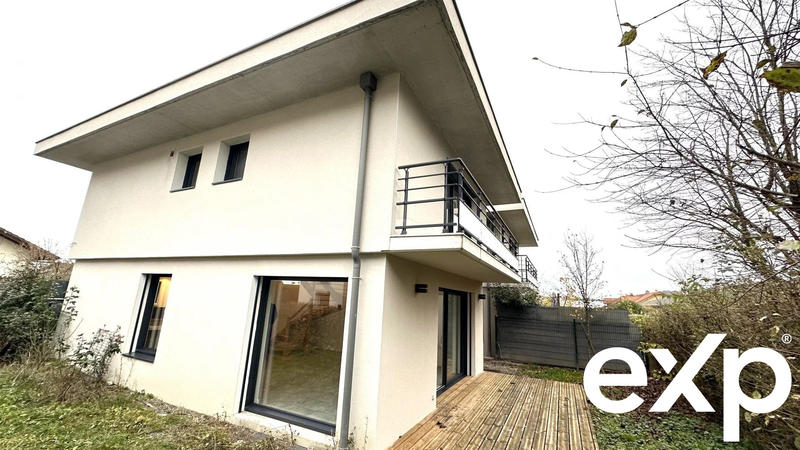 Maison - 96 m² - 4 pièces