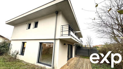 Maison - 96 m² - 4 pièces