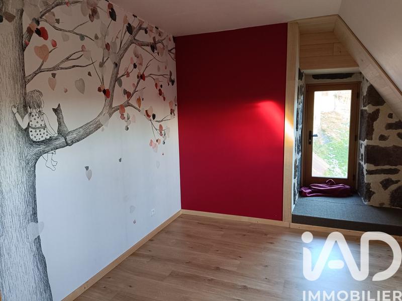 Maison - 96 m² - 4 pièces