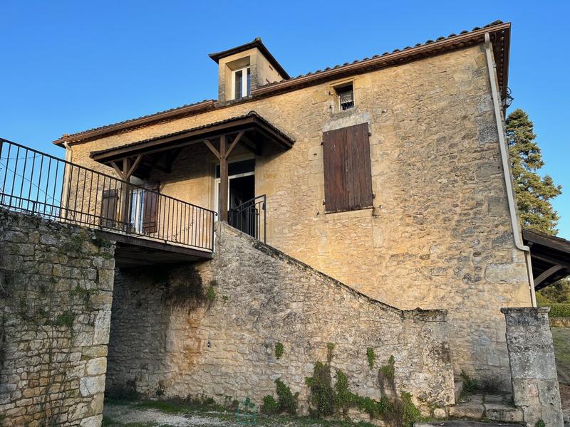 Maison en pierre - 173 m² - 6 pièces