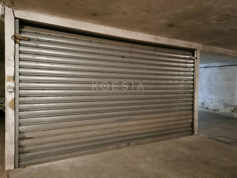 Parking / Garage - 30 m²