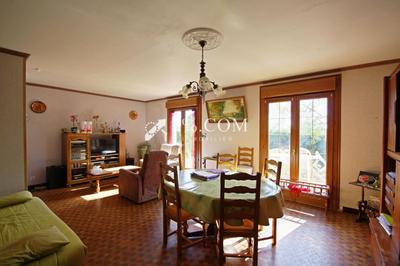 Maison - 87 m² - 4 pièces