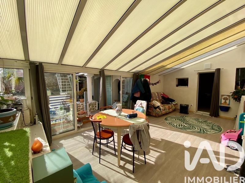 Maison - 206 m² - 6 pièces