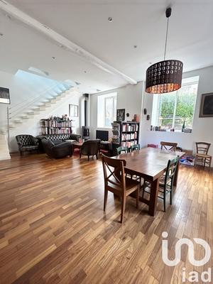 Maison - 135 m² - 6 pièces