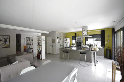 Maison - 160 m² - 5 pièces