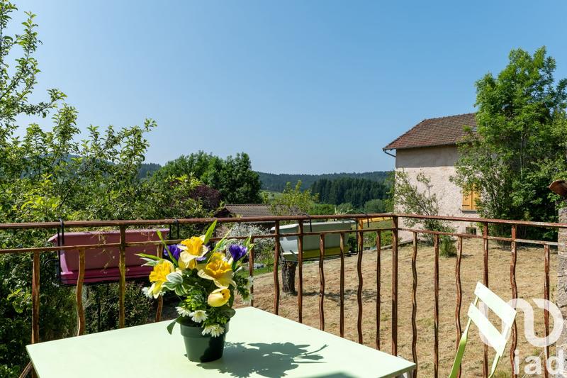 Maison de village - 100 m² - 4 pièces