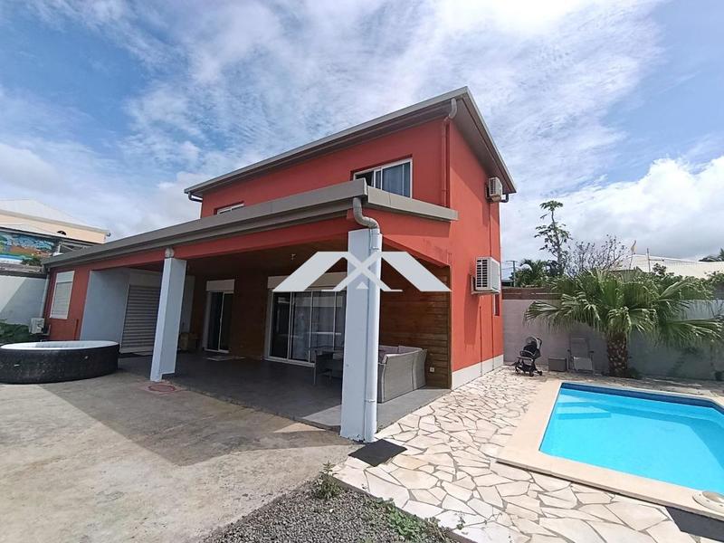 Maison - 113 m² - 4 pièces