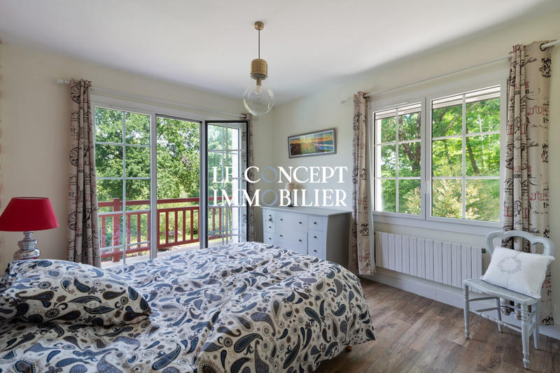 Maison - 190 m² - 6 pièces