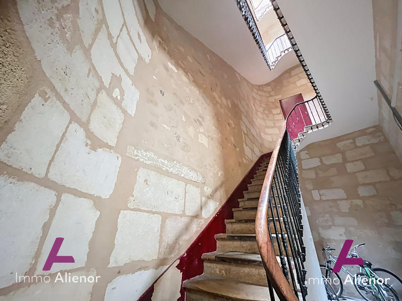 Local commercial - 67 m² - 4 pièces