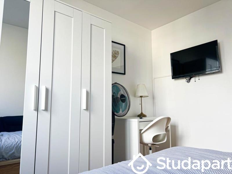 Chambre - 10 m² - 1 pièce