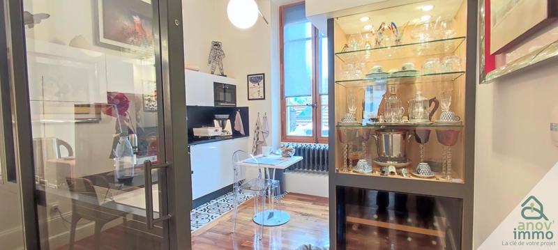 Appartement - 136 m² - 3 pièces