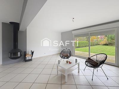 Maison - 177 m² - 5 pièces
