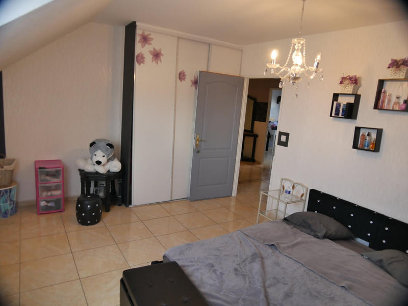 Maison - 258 m² - 8 pièces