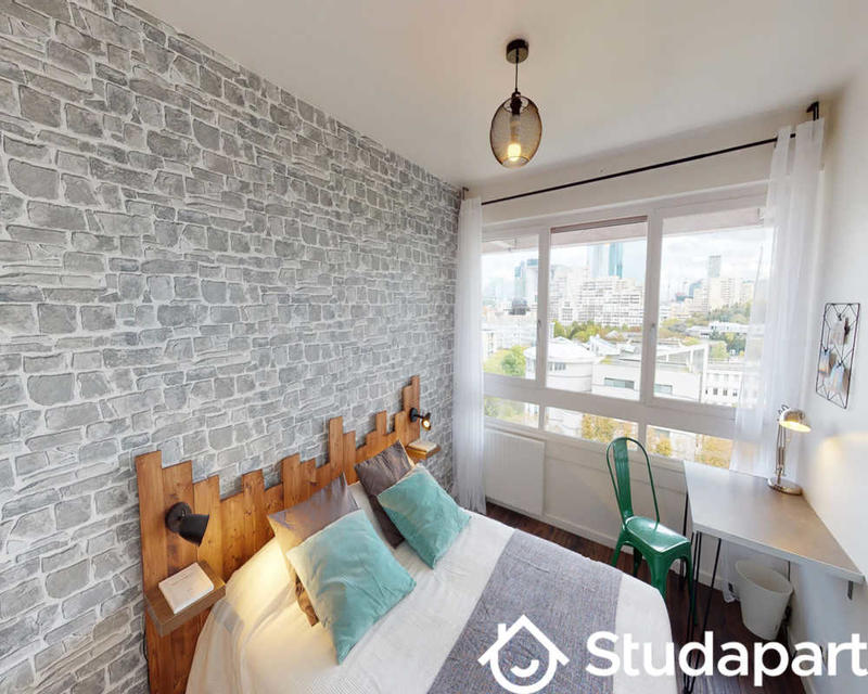 Chambre - 80 m² - 1 pièce