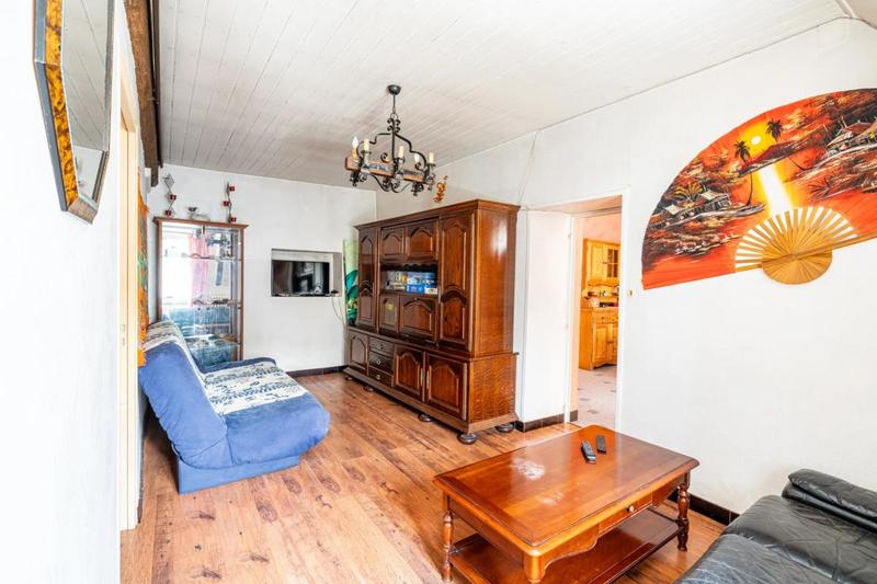 Corps de ferme - 190 m² - 9 pièces