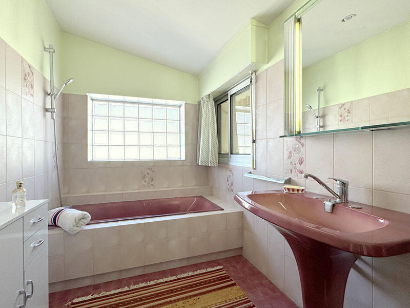 Maison - 160 m² - 7 pièces