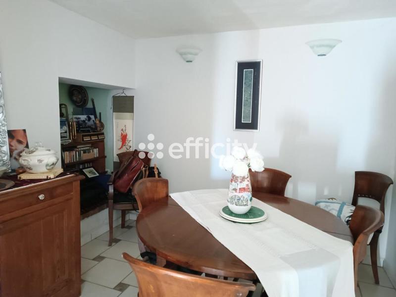 Maison - 140 m² - 7 pièces