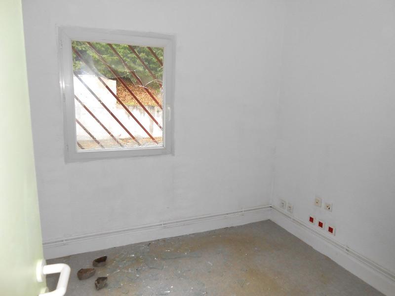 Local commercial - 1 650 m²