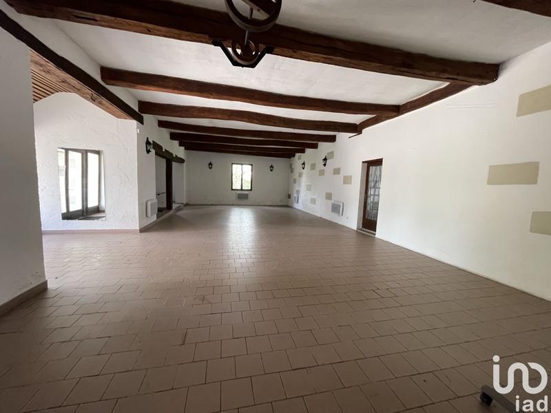 Local commercial - 765 m²