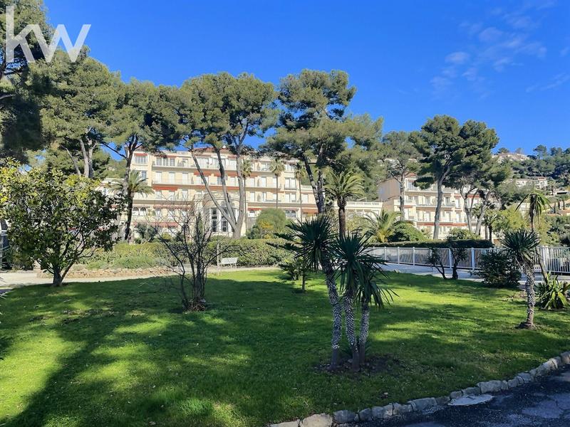 Appartement - 85 m² - 3 pièces