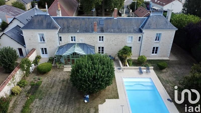 Maison - 357 m² - 8 pièces