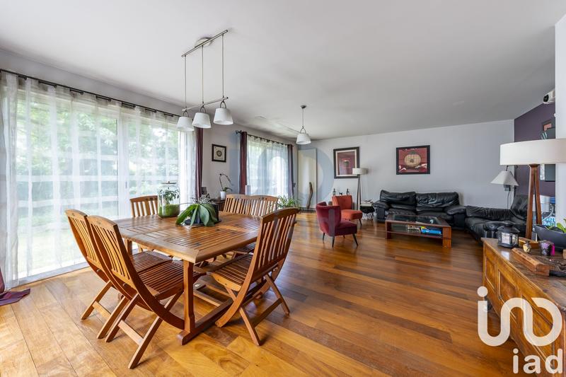 Maison - 170 m² - 6 pièces