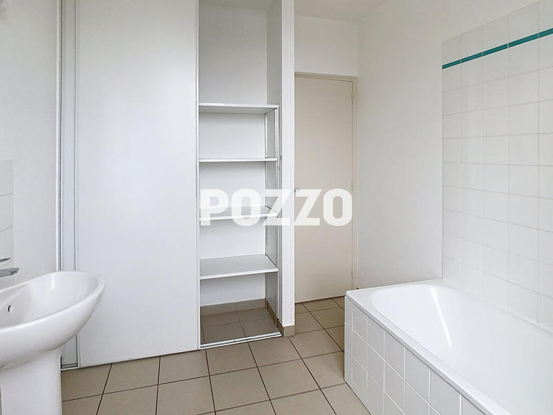 Appartement - 86 m² - 4 pièces