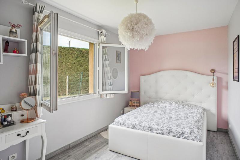 Maison - 200 m² - 8 pièces