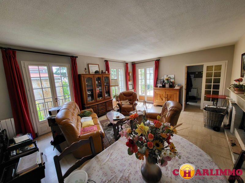 Maison traditionnelle - 113 m² - 6 pièces