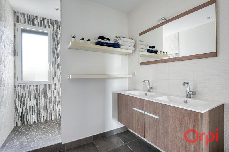 Maison - 147 m² - 5 pièces