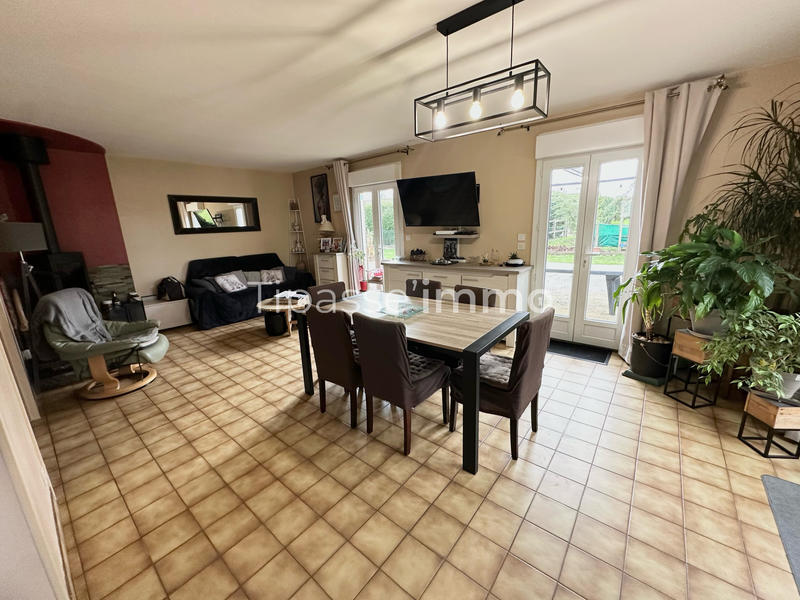 Maison - 97 m² - 5 pièces