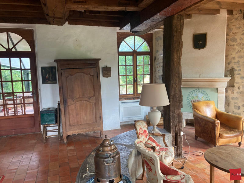 Maison ancienne - 194 m² - 9 pièces