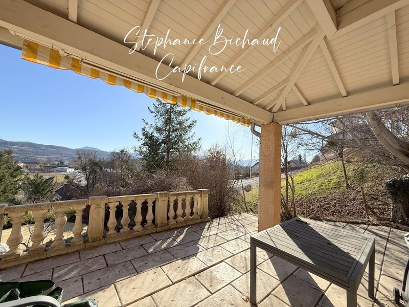 Maison - 153 m² - 7 pièces