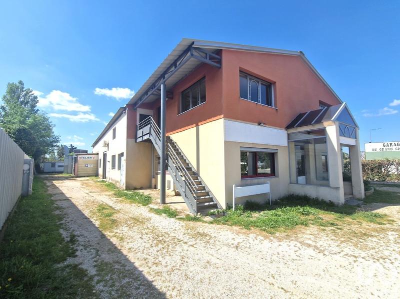 Local commercial - 781 m²