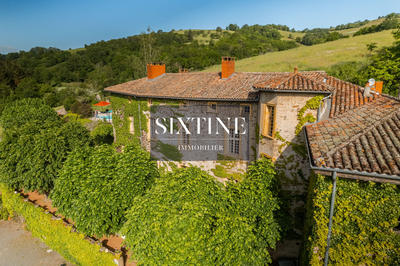 Château - 669 m² - 15 pièces