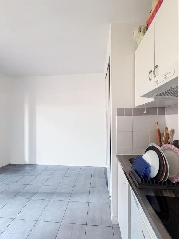 Studio - 21 m² - 1 pièce