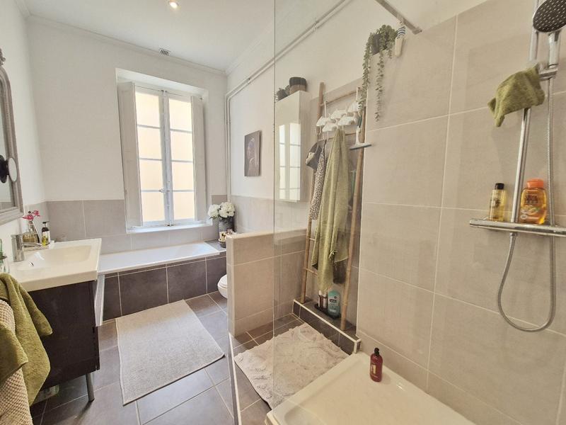 Appartement bourgeois - 120 m² - 4 pièces