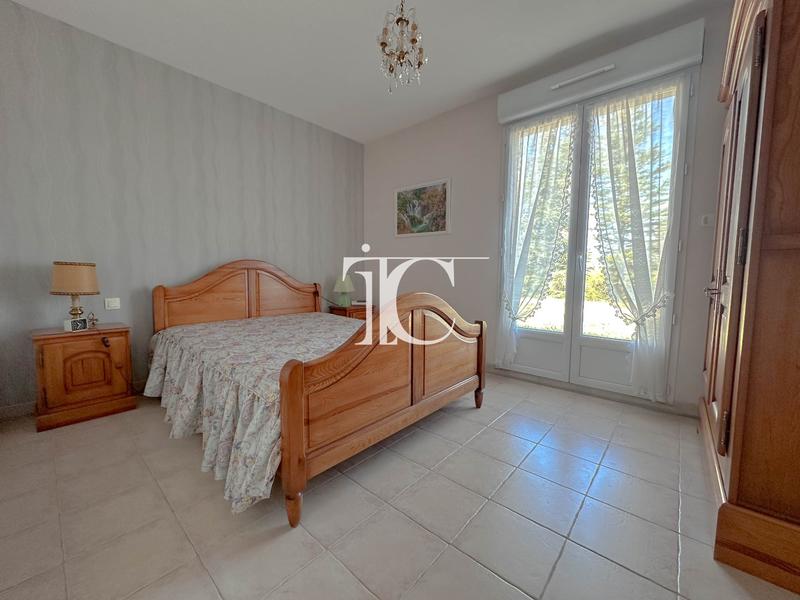 Maison - 121 m² - 5 pièces