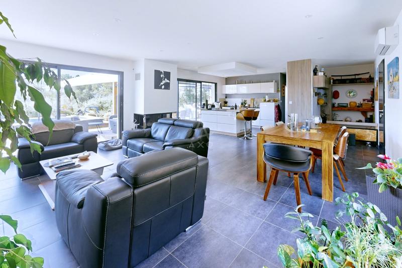 Viager - Maison - 110 m² - 4 pièces