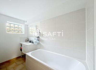 Maison - 73 m² - 3 pièces