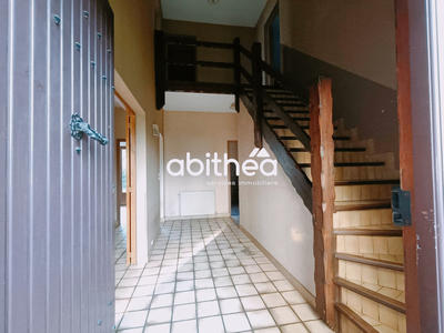 Maison - 180 m² - 7 pièces