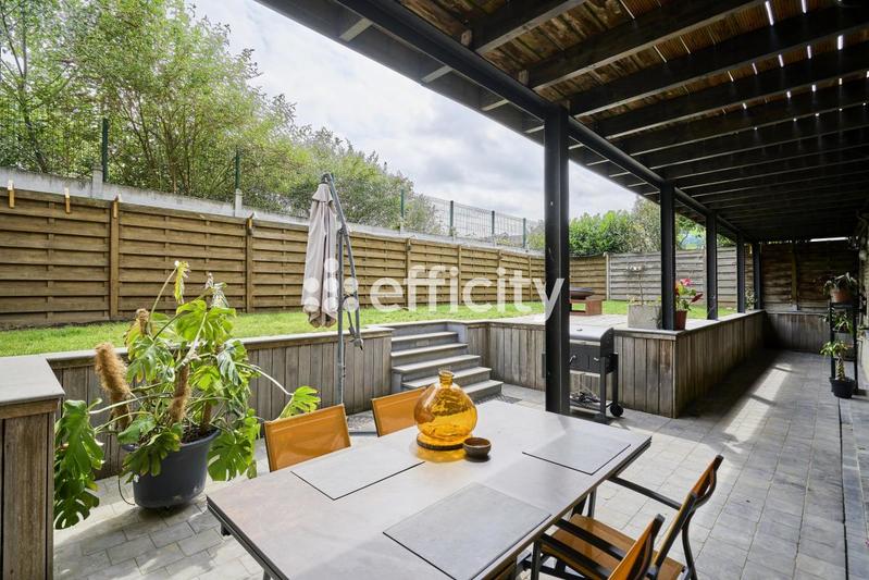 Loft - 243 m² - 4 pièces