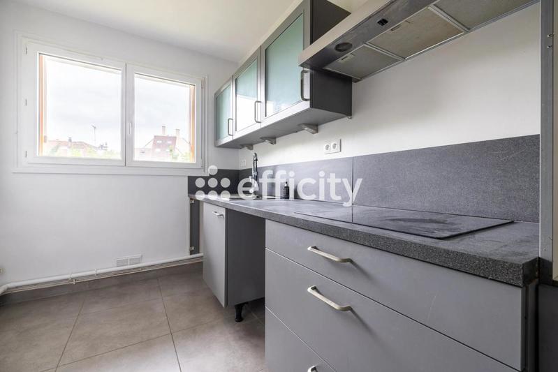 Appartement - 81 m² - 4 pièces