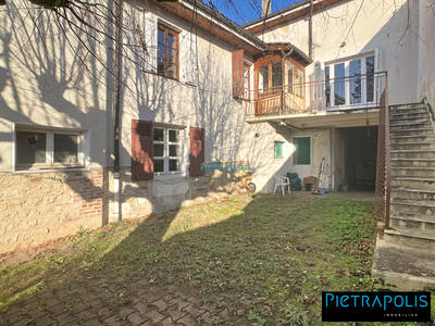 Maison - 177 m² - 6 pièces