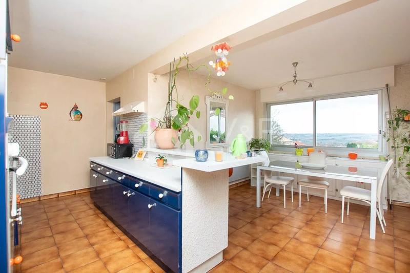 Maison - 171 m² - 5 pièces