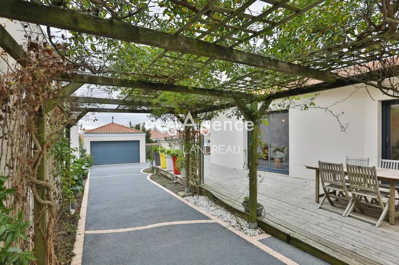 Maison - 190 m² - 6 pièces